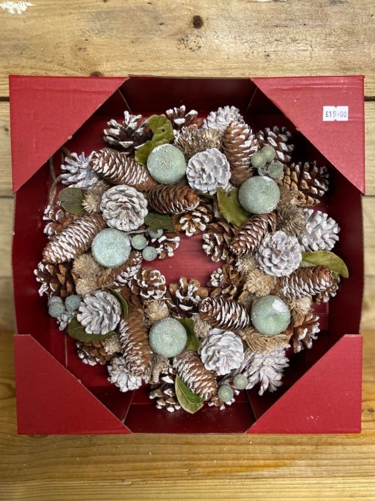 Artificial Wooden 30cm Green Wreath