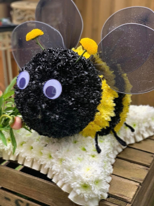 Bee Tribute